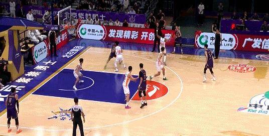 NG28-CBA季后赛倒计时，巴黎圣日耳曼冲刺阶段绝杀压哨，细节引发关注，压力陡增，临场指挥获称赞的简单介绍